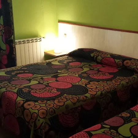 Aries Guest house San Sebastian